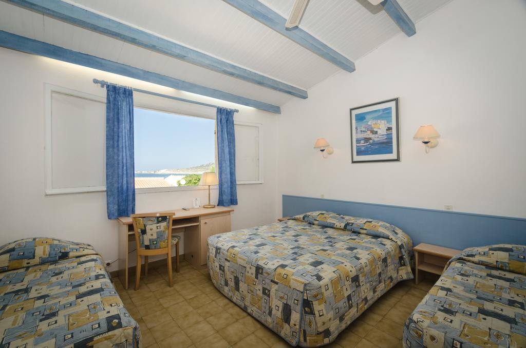 L'ondine Hotel Algajola (Corsica)